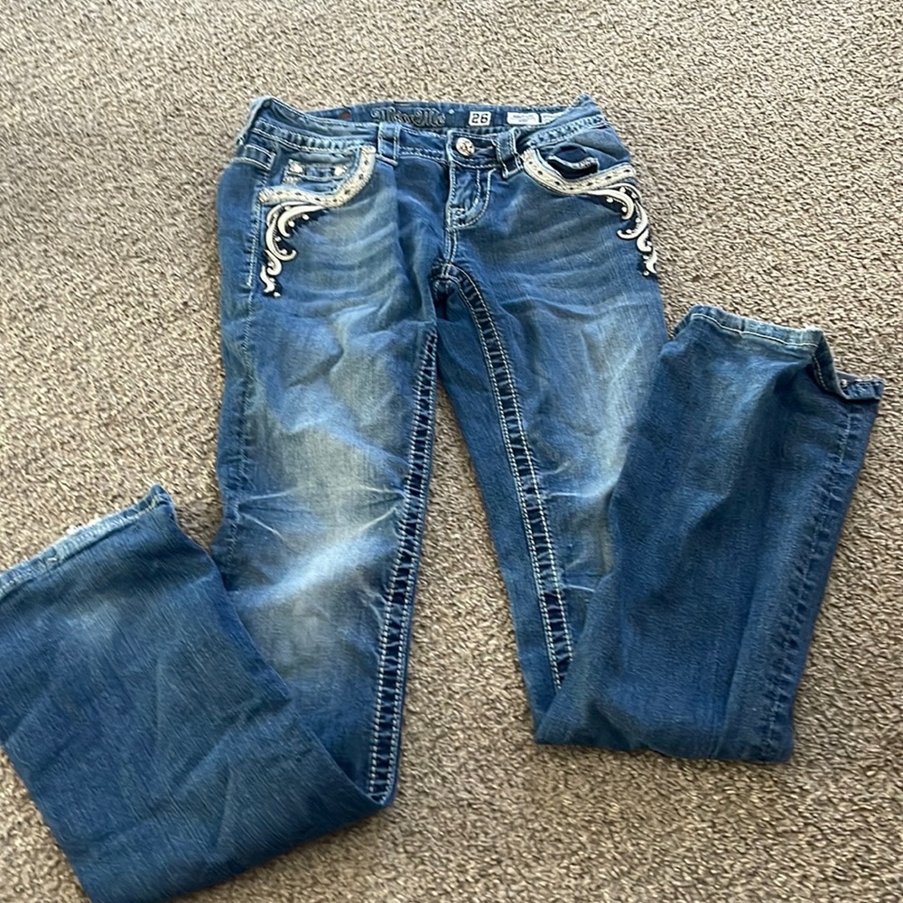 Miss me signature boot cut jean size 26